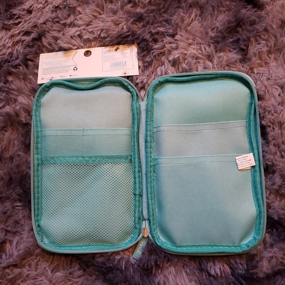 Yoobi Unicorn Pencil Case, 2 Zipper Organizer - Picture 3 of 4